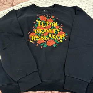 TGR Roses Crewneck by Yusuke Komori